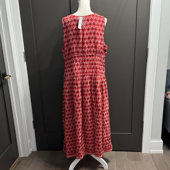 J. Crew Pink Geometric Midi Dress 100% Viscose - Picture 7 of 12